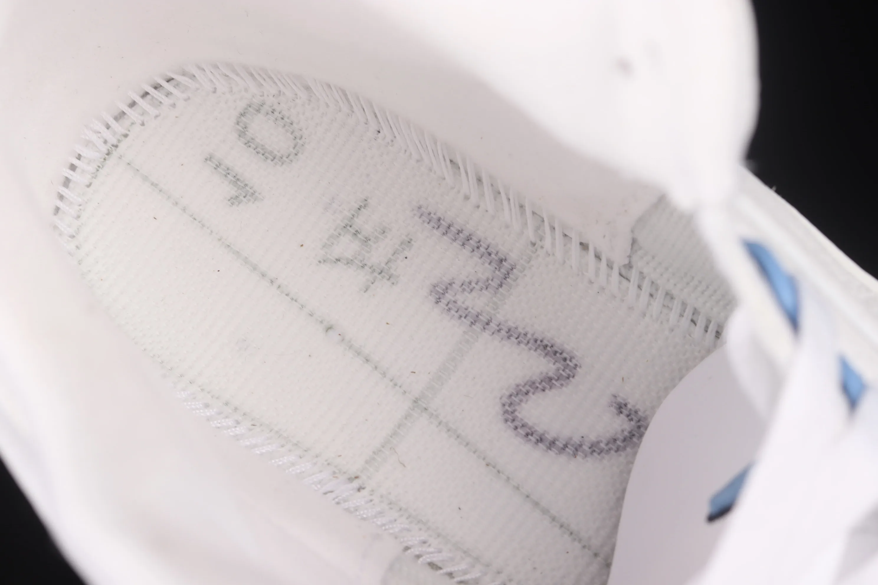 All categories Air Jordan Jordan series basketball shoes Air Jordan 3 foreign trade version Air Jordan 3 UNC AJ3 Joe 3 North Carolina blue white burst blue crack mid-basketball sneakers CT8532-104